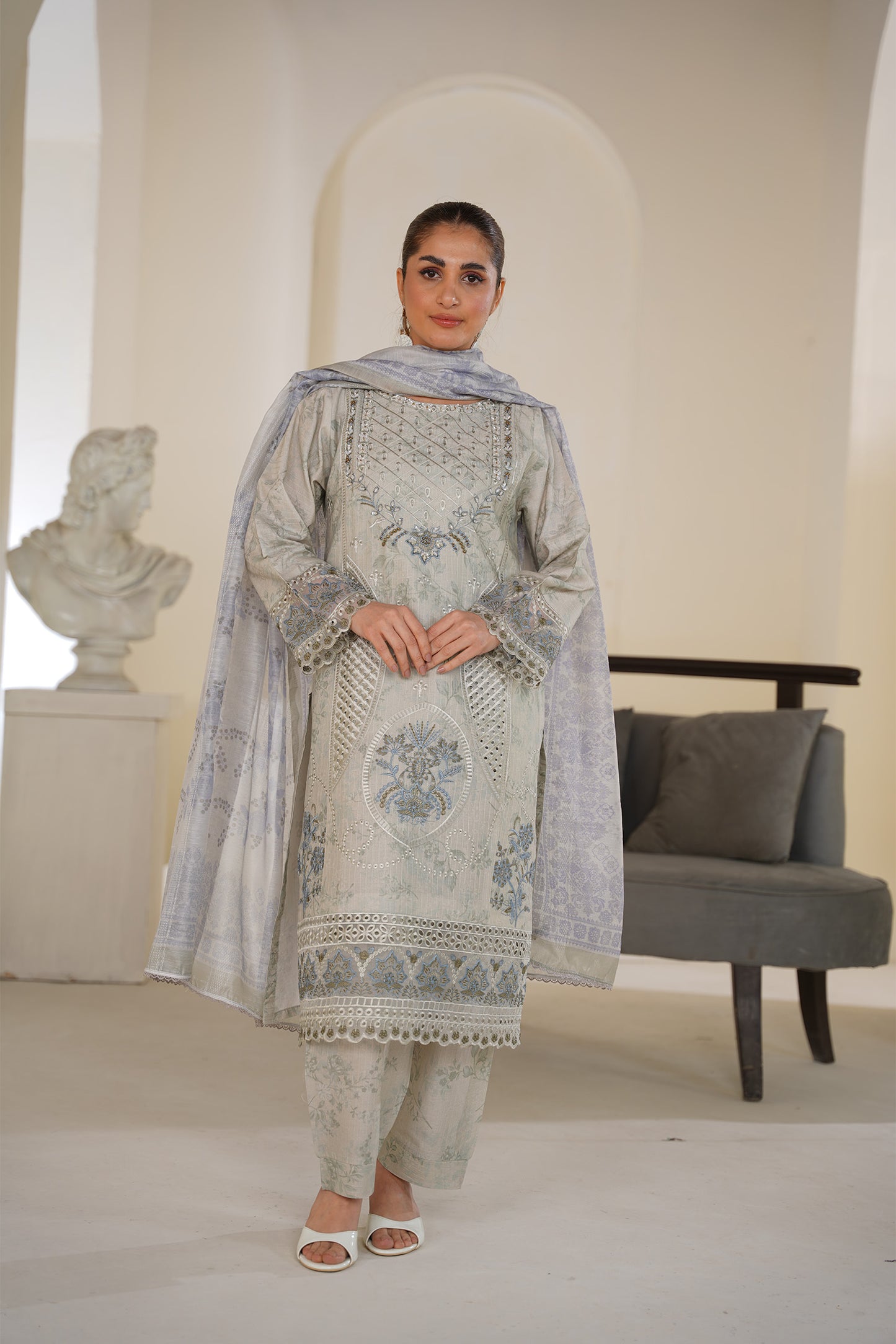 Silver Grace - Premium Lawn 3‑Piece
