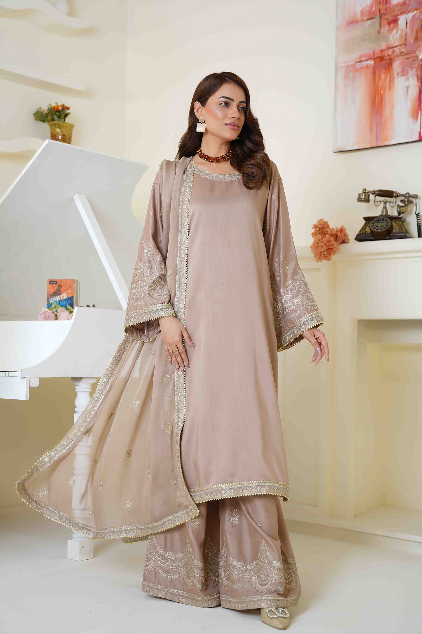 Mahveen 3Pc – Timeless Elegance