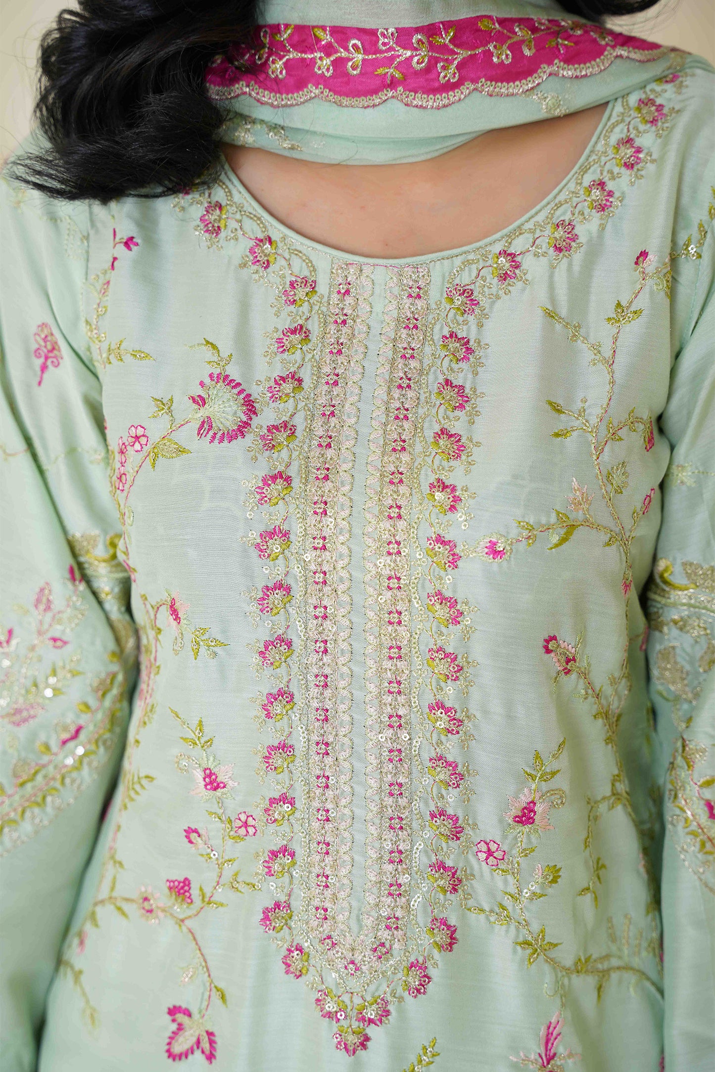 Elara – 3‑Piece Elegant Glow