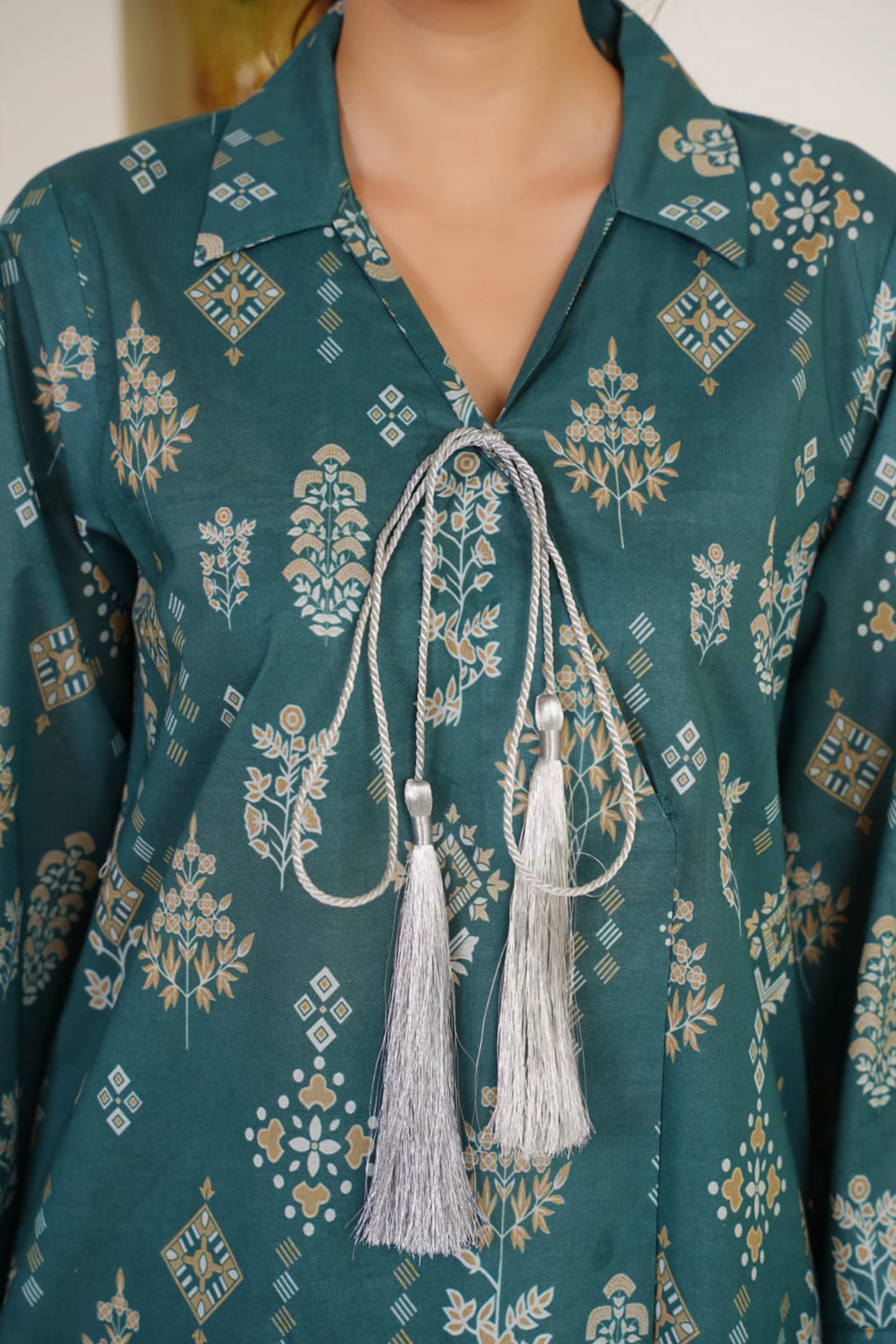 Lagoon Charm – Printed Lawn 2 Piece