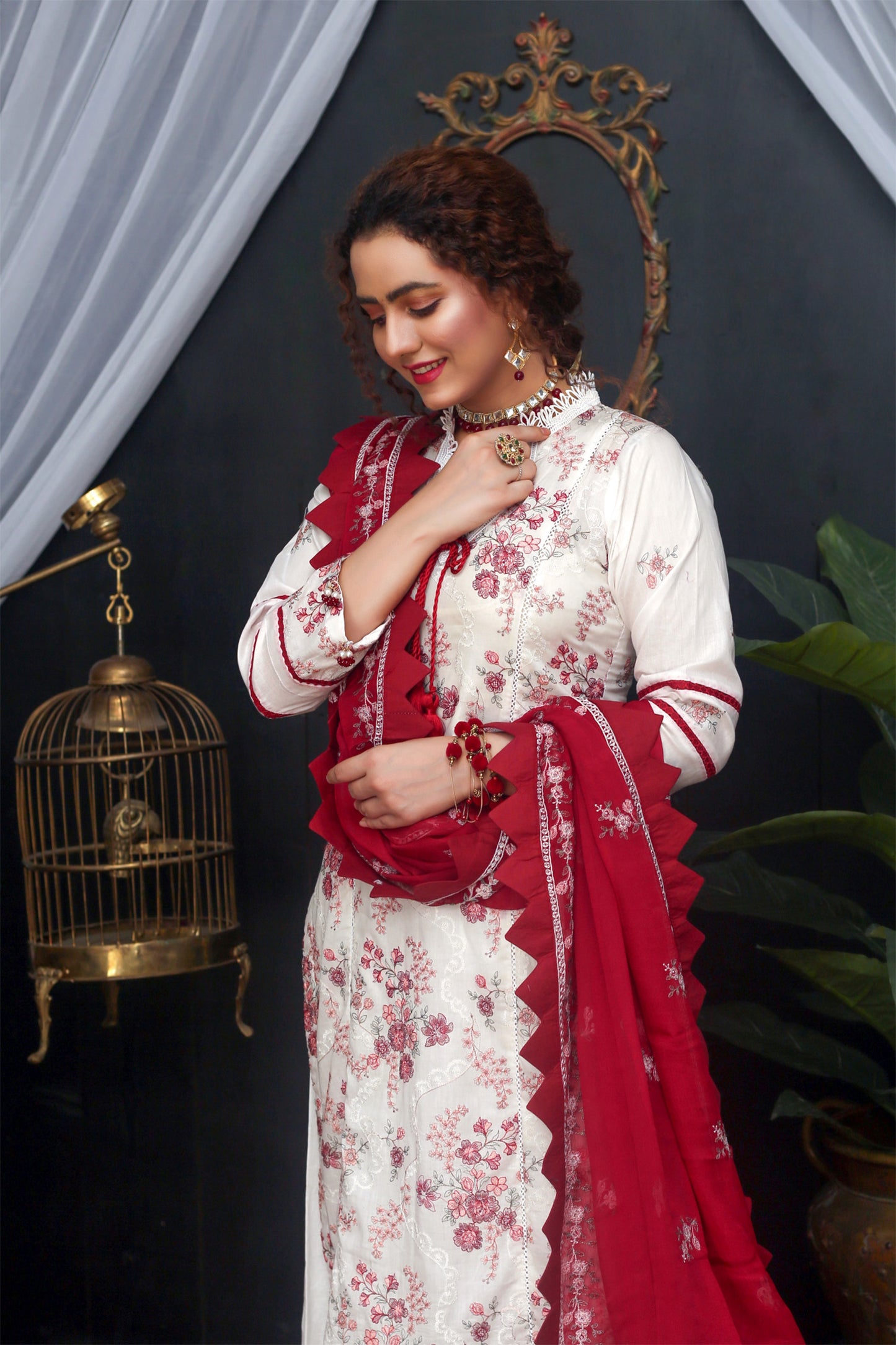 Crimson – Embroidered Lawn 3 Piece