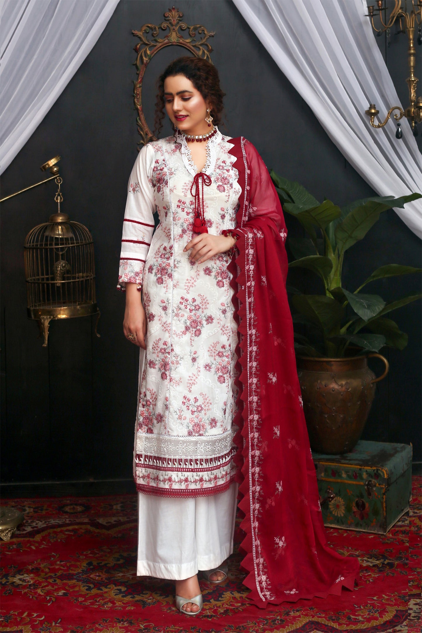 Crimson – Embroidered Lawn 3 Piece